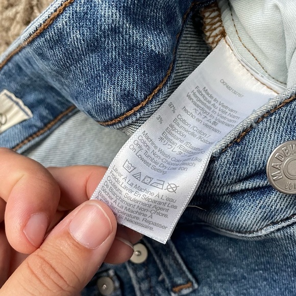 Madewell Curvy Kick Out Crop Jeans in medium blue wash size 28 - Picture 15 of 16